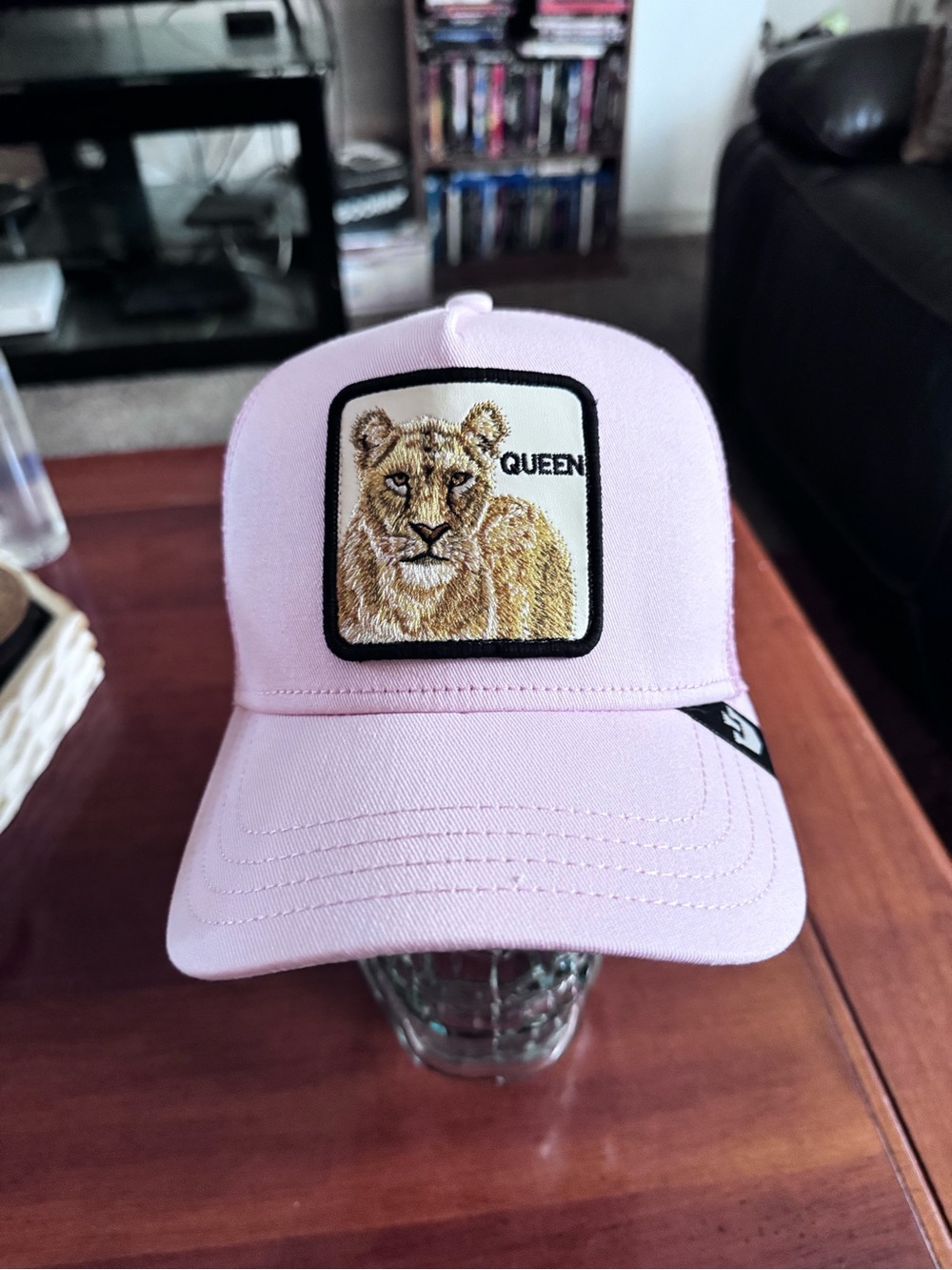 Goorin Bros “THE QUEEN” Lioness Trucker Hat. Mesh SnapBack NWT
